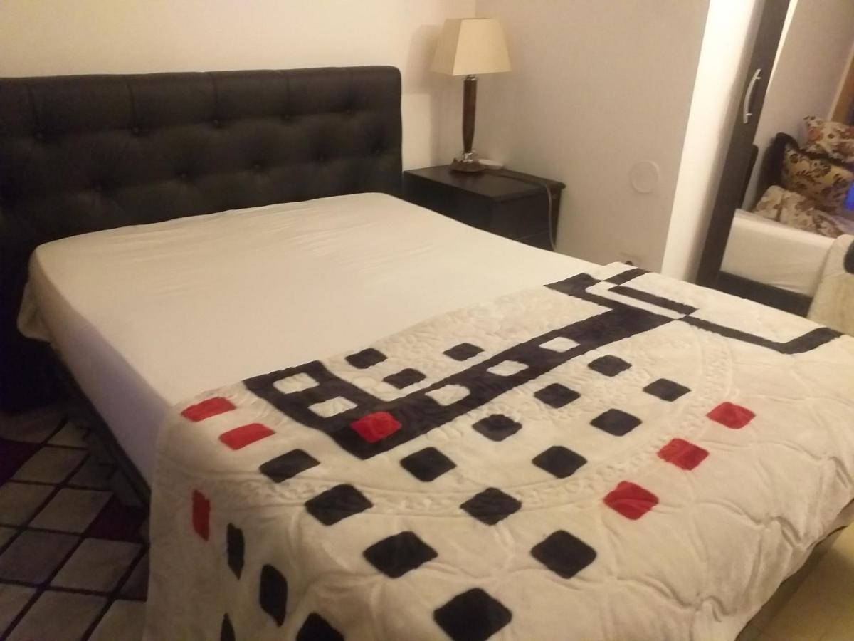 Simple Colocation Rooms Garges-lès-Gonesse 외부 사진